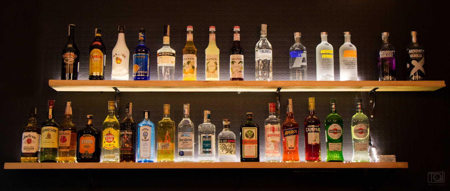 Bar shelf